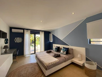 5 Bedroom Villa