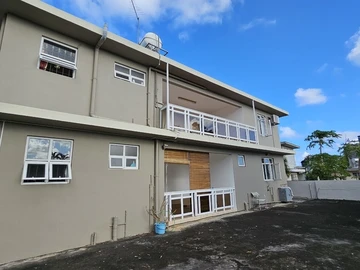 Tranquil Coastal Living: Charming home in peaceful area