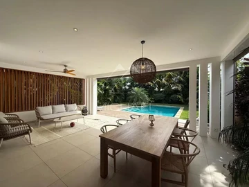 4 Bedroom Villa