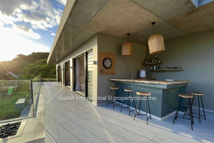 For Rent – Magnificent Luxury Villa in Domaine de Palmyre | Breathtaking Le Morne Views, West Coast of Mauritius