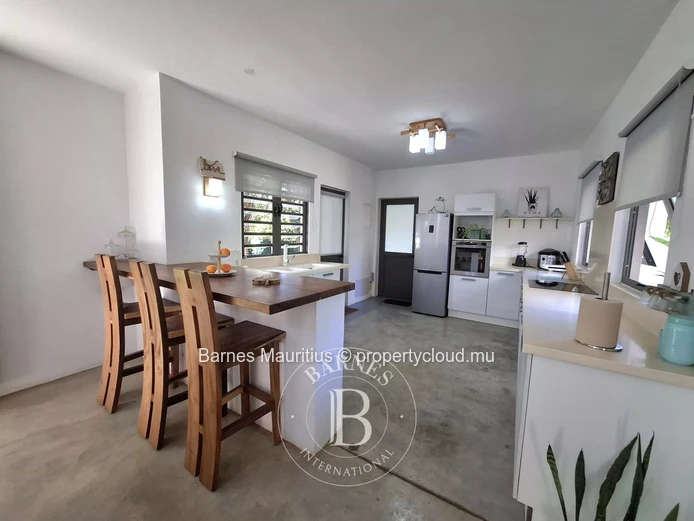 GROS BOIS - Single-Storey Home with Mezzanine - 200 m²