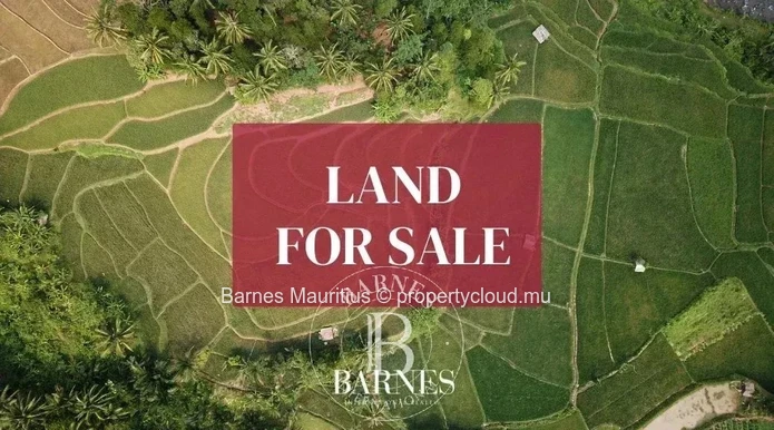 ROYAL PARK ESTATE – Terrain résidentiel d’exception à vendre - 1733 m²