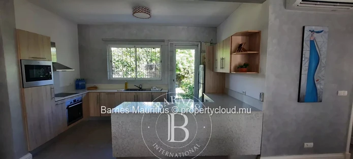 Pointe aux Cannoniers - Villa with Direct Access to the Beach - 2 Bedrooms