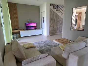 3 Bedroom Townhouse, Duplex