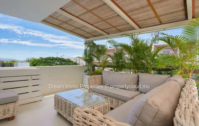 Superbe Penthouse De 3 Ch Avec Vue Mer A 2 Pas Du Lagon Et Du Golf De Mont Choisy - Ile Maurice