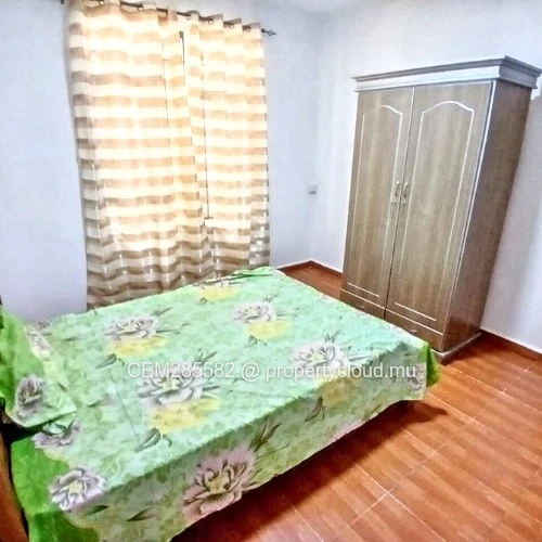 Maison entièrement meublée de 3 chambres à coucher au rez-de-chaussée à louer à Curepipe