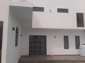 Maison de 5 Chambres