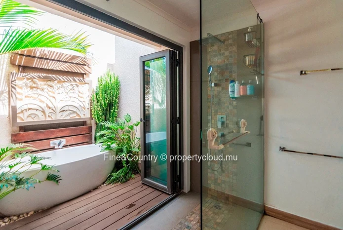 For Sale: Stunning Home in Clos du Littoral