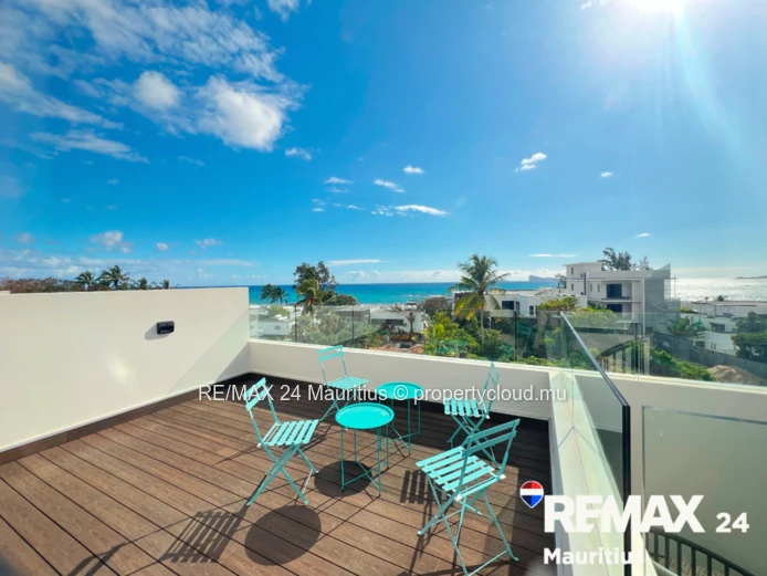 3-Bedroom Penthouse with Private Rooftop & Jacuzzi | 170m² | For Rent
