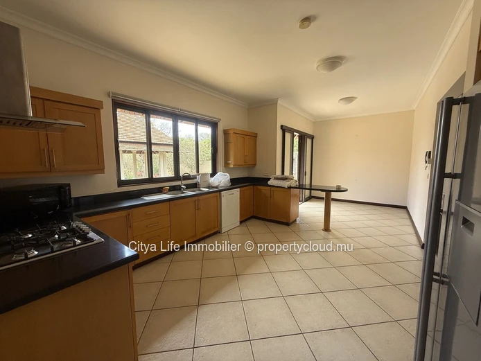 Exceptional IRS Villa with Mountain Views – Tamarin