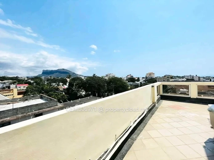 Penthouse for Sale – Résidence Le Maire, Beau-Bassin 