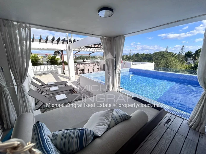 Private Beach Access - Penthouse in Pereybere