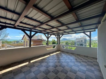 6 Bedroom Townhouse, Duplex