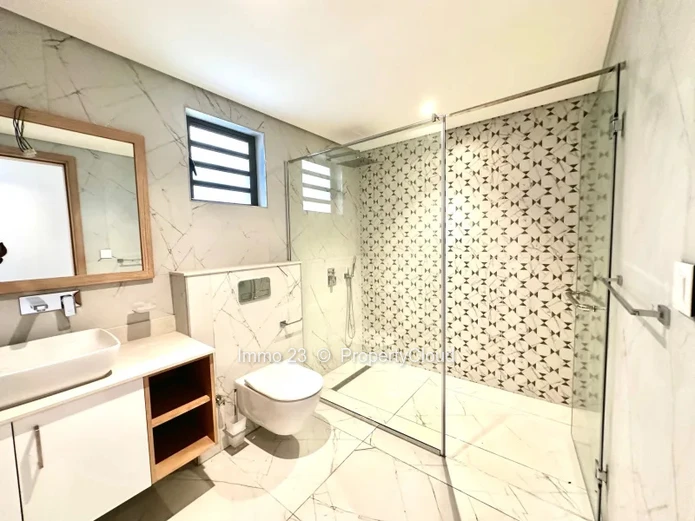 Appartements - 3 chambres - Pointe aux Sables - Ref. AP84350VE