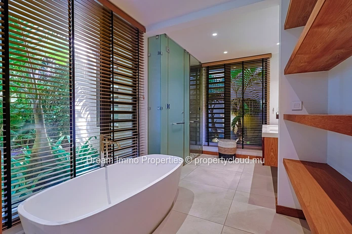 Villa de prestige sur un grand terrain au cœur du domaine Anahita - Ile Maurice