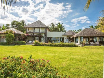 5 Bedroom Villa