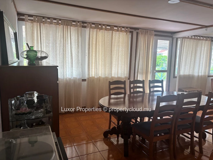 For rent 3 bedrooms apartment – Peaceful and Green Living in Albion