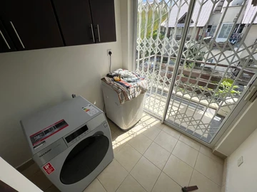 Townhouse, Duplex de 3 Chambres