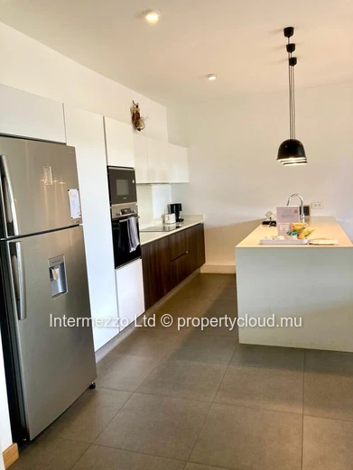 PDS Apartment for Sale Grand Gaube Mauritius – 3 En-Suite Bedrooms & Hotel-Style Services | Ref. GANGA