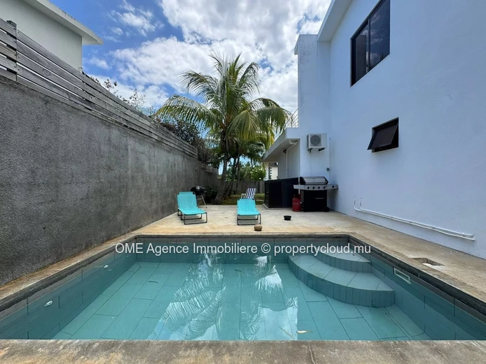Furnished 4-Bedroom En-Suite House with Swimming Pool | Black Rock