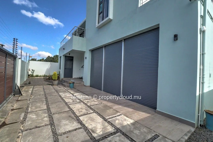 Maison entièrement meublée à vendre 