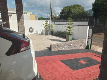 5 Bedroom Villa