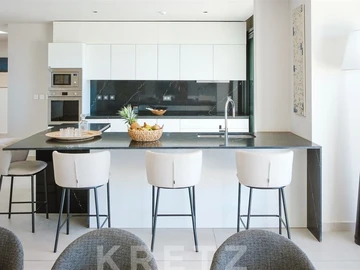 4 Bedroom Apartment