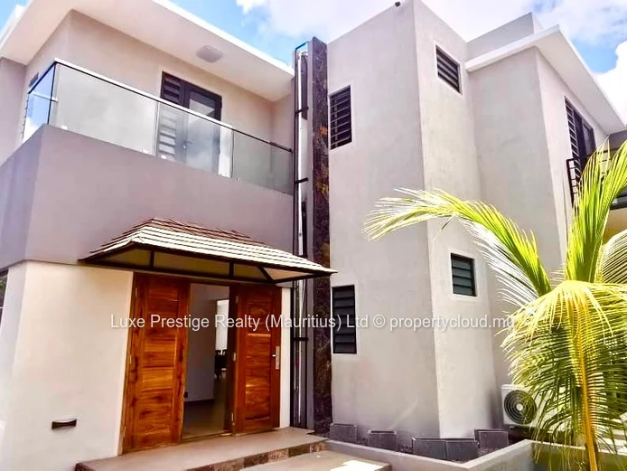 Villa de Luxe 4 Chambres avec Piscine Privée à Grand Baie | Résidence Sécurisée | Idéale pour les Familles et Expatriés