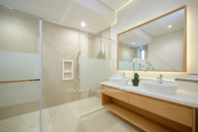 Belle Vue Harel - Spacious 4-bedroom apartment with breathtaking views (Sole Mandate)