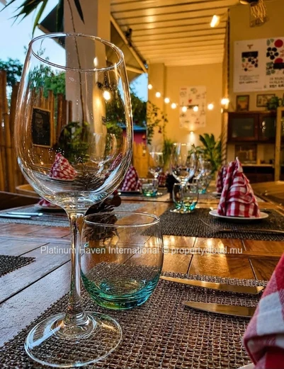 HIGH OPPORTUNITY TAMARIN RESTAURANT FOR SALE Rs