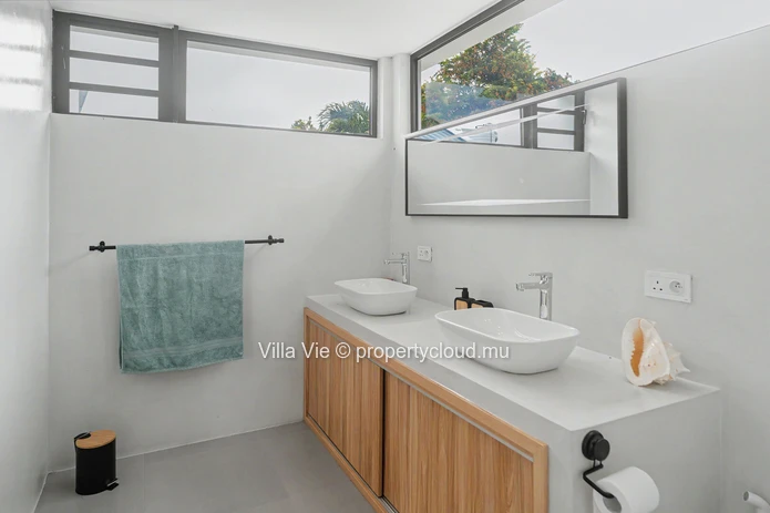 Mont Mascal - Contemporary 3-bedroom house