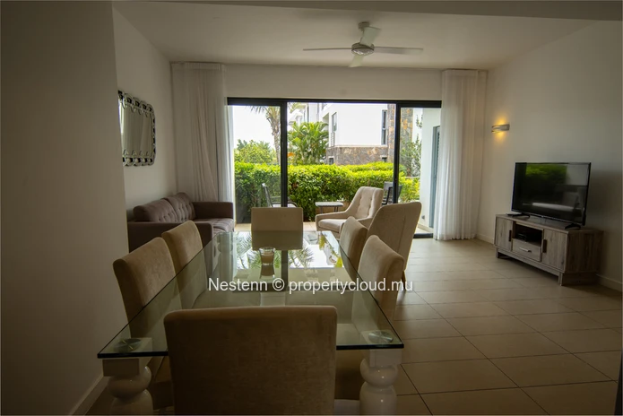 Appartement meublé au rez-de-chaussée avec 3 chambres et jardin 