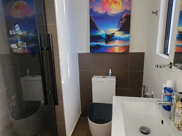 4 Bedroom Townhouse, Duplex