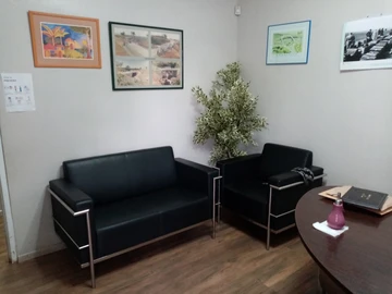 Office for rent close to amenities 