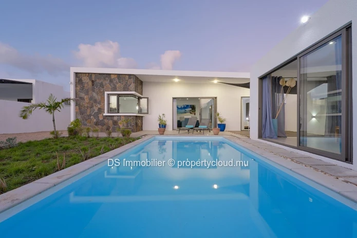 Villa Contemporaine À Vendre – Grand Baie- Nord