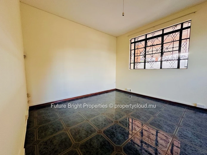 Prime Office Space for Rent in the Heart of Vacoas