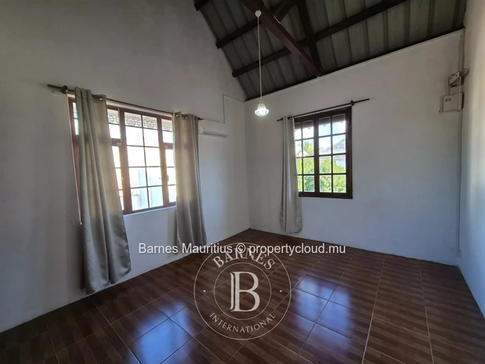 MOKA - House for sale  - 4 bedrooms