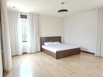 Maison de 4 Chambres