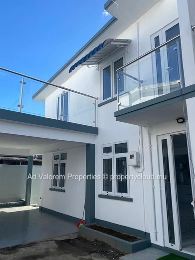 Duplex meublé à louer – Sodnac