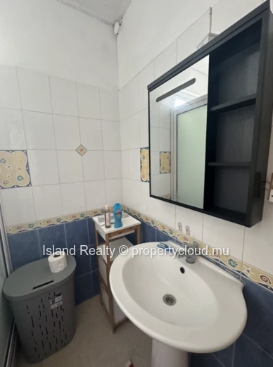 House with private pool – Grand Baie – Pets Allowed