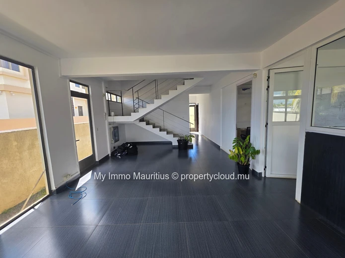 Office Building for Rent – Grand Baie