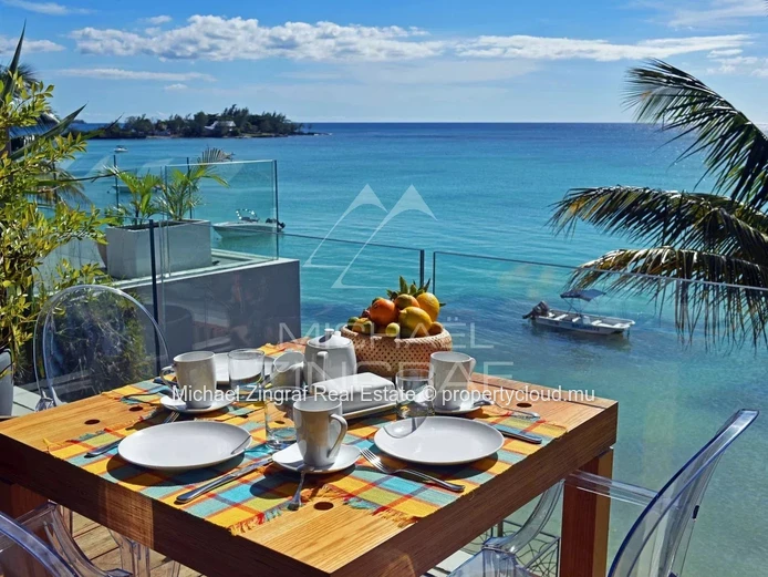 Elegant 2-Bedroom Beachfront Apartment in Pereybere