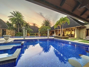 6 Bedroom House