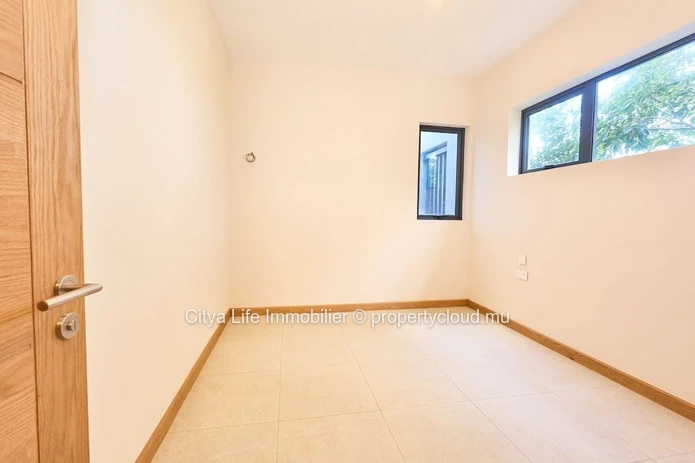 Appartement 4 chambres avec piscine à vendre à Belle Vue Harel