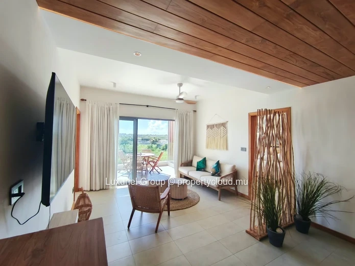 3-Bedroom Apartment with Private Rooftop in Pereybere