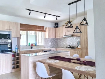 Townhouse, Duplex de 3 Chambres