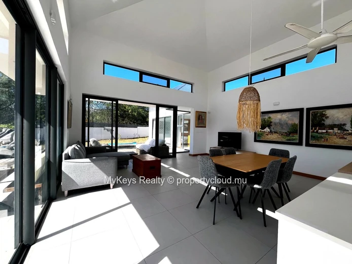 Villa Contemporaine – Grand Jardin –  Animaux Admis – Luminosité Exceptionnelle