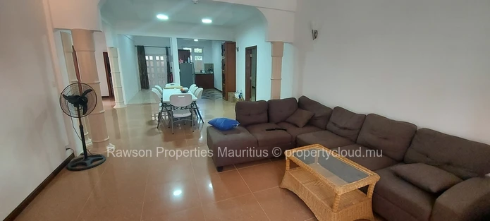 10 Bedroom Apartment Block For Sale in Flic En Flac