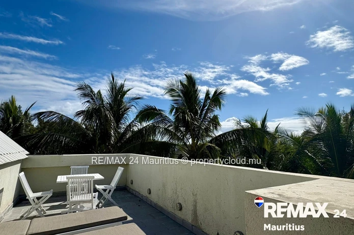 Modern 3-Bedroom Penthouse for Sale in bain Boeuf