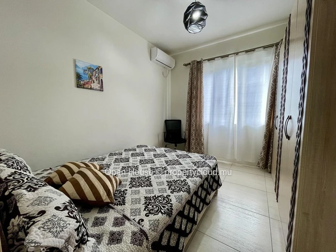 Apartment for sale in Flic en Flac, 103m², 3 bedrooms, communal pool.